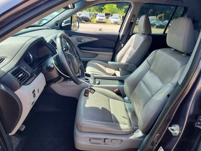 Фото 7 с аукциона – 2017 HONDA RIDGELINE с VIN 5FPYK3F60HB007013