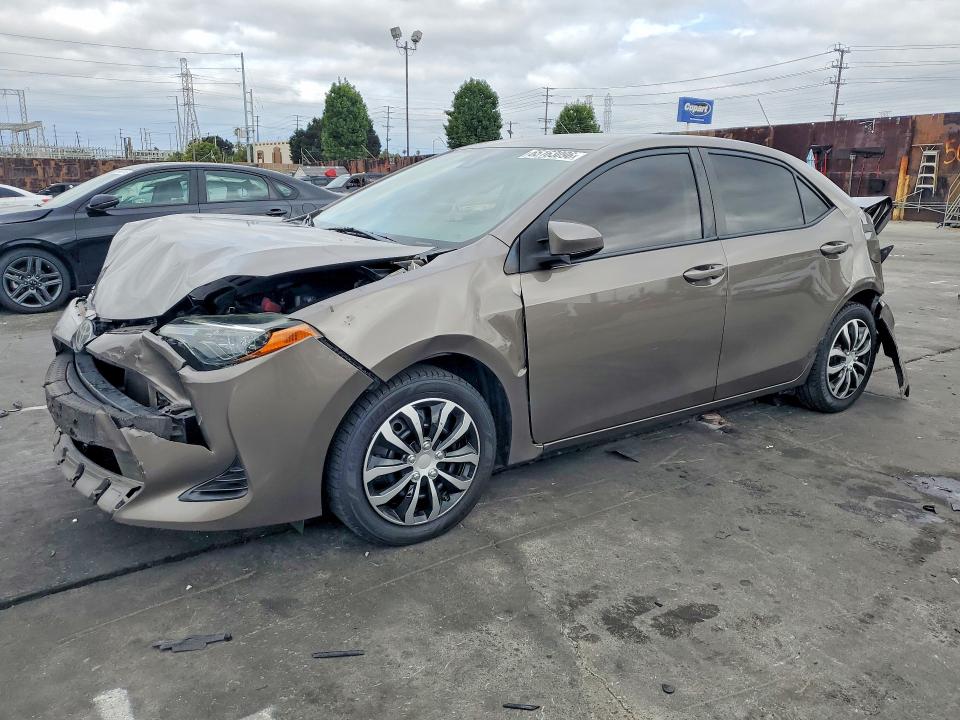 TOYOTA COROLLA 2019 with VIN 2T1BURHE0KC197195 - Photo from auction