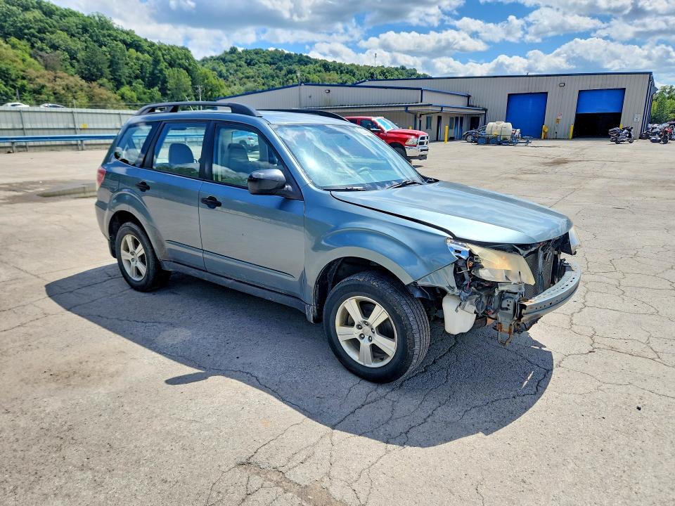 Photo 4 from auction – 2013 SUBARU FORESTER with VIN JF2SHABC1DH424052