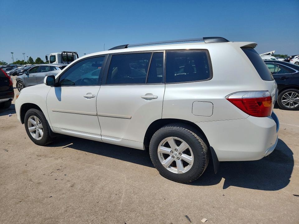 Photo 2 from auction – 2010 TOYOTA HIGHLANDER with VIN 5TDZK3EH6AS005591