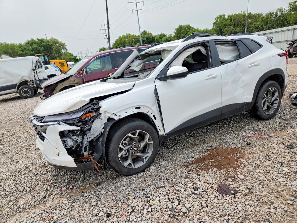 CHEVROLET TRAX 2026 with VIN KL77LHEP7TC052431 - Photo from auction