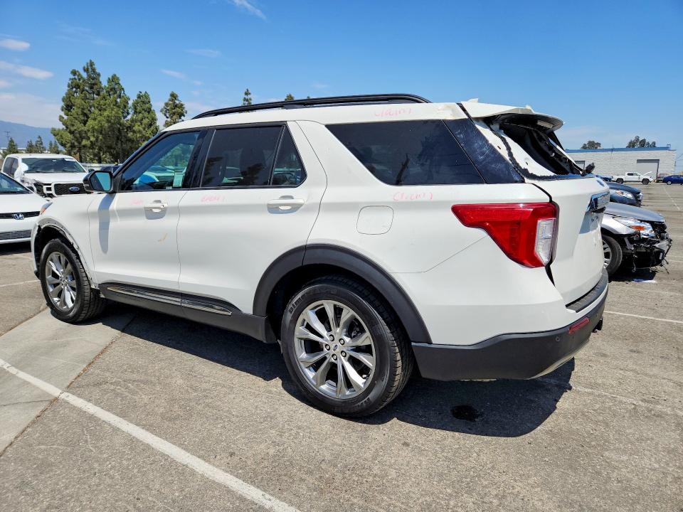 Photo 2 from auction – 2023 FORD EXPLORER with VIN 1FMSK7DH6PGA02098