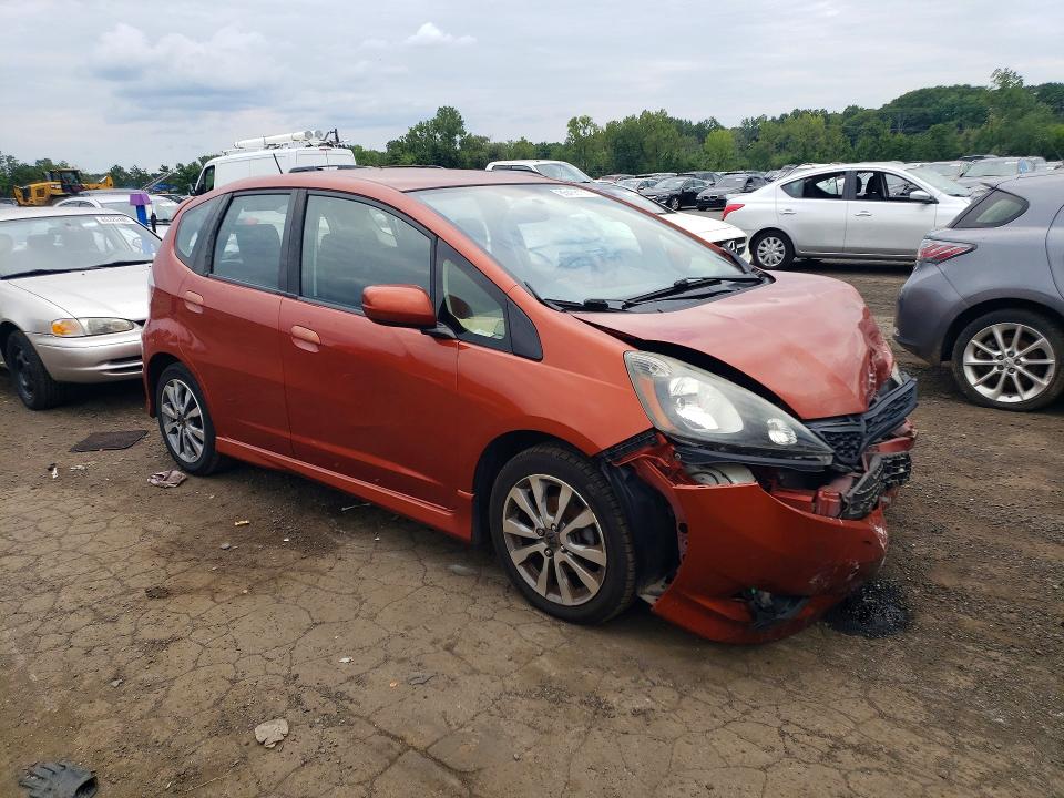 Photo 4 from auction – 2012 HONDA FIT with VIN JHMGE8G55CC009102