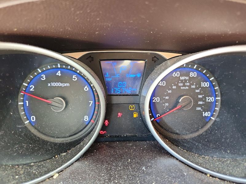 Photo 9 from auction – 2015 HYUNDAI TUCSON with VIN KM8JU3AG7FU080951