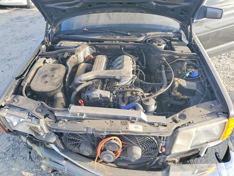 Photo 11 from auction – 1990 MERCEDES-BENZ 350 with VIN WDBCB35D5LA559528