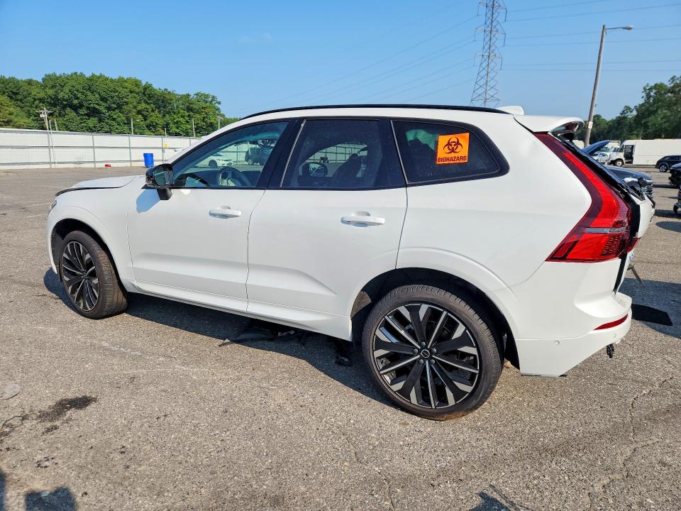 Photo 2 from auction – 2026 VOLVO XC60 with VIN YV4M12RM5T1416430