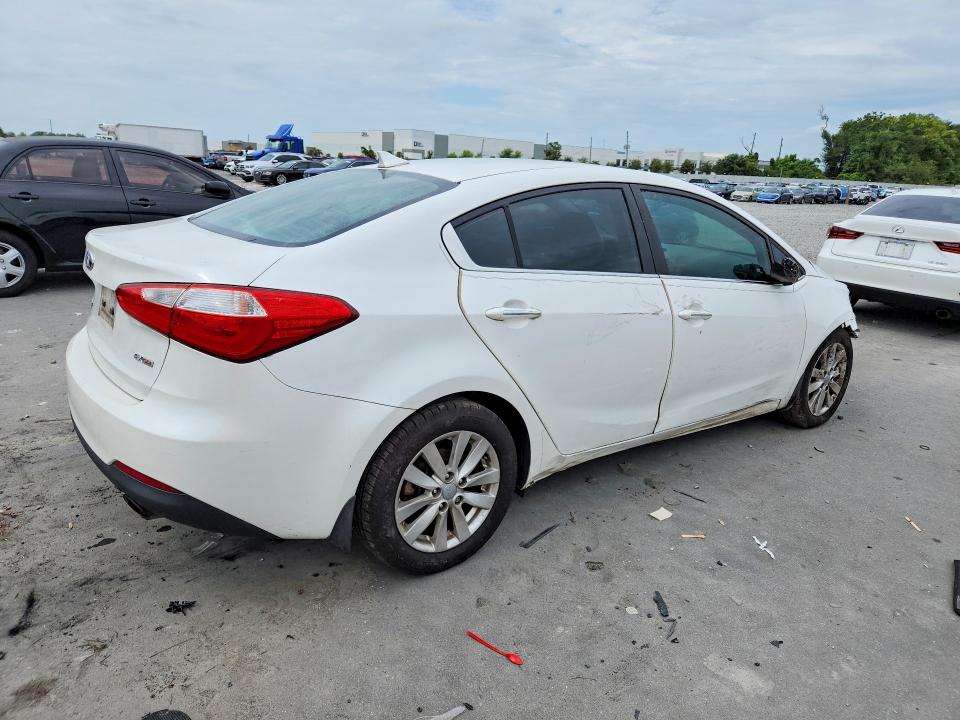 Photo 3 from auction – 2015 KIA FORTE with VIN KNAFX4A84F5369003