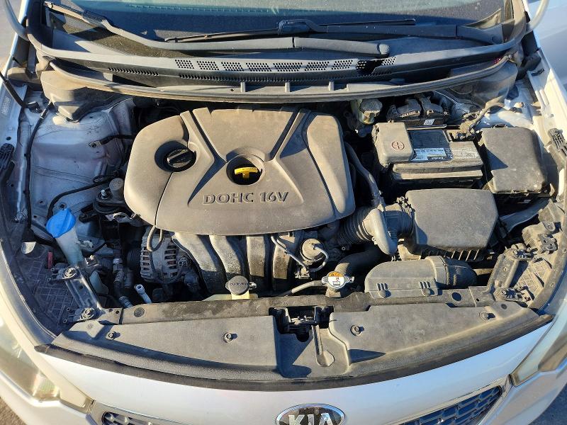 Photo 11 from auction – 2016 KIA FORTE with VIN KNAFK4A60G5510910