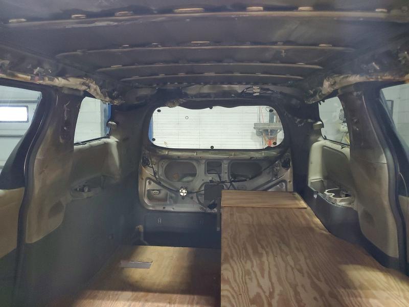 Photo 10 from auction – 2011 TOYOTA SIENNA with VIN 5TDKK3DCXBS062658