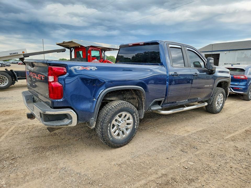 Photo 3 from auction – 2022 CHEVROLET SILVERADO with VIN 1GC5YNE76NF177643