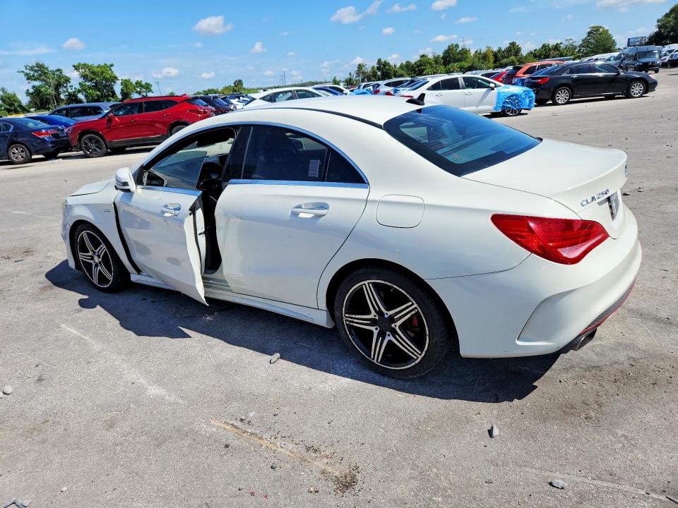 Photo 2 from auction – 2016 MERCEDES-BENZ CLA with VIN WDDSJ4EB6GN300362