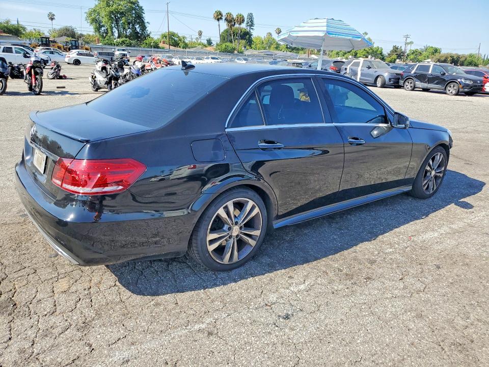 Photo 3 from auction – 2014 MERCEDES-BENZ E with VIN WDDHF5KB7EA910300