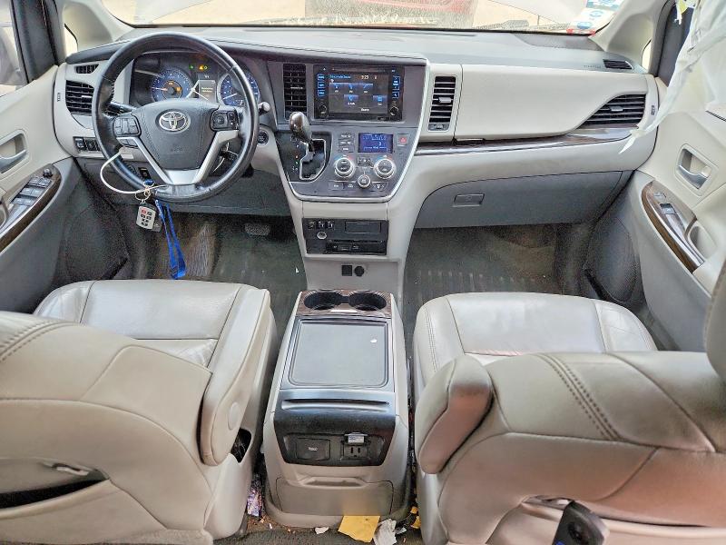 Photo 8 from auction – 2015 TOYOTA SIENNA with VIN 5TDYK3DC3FS636789