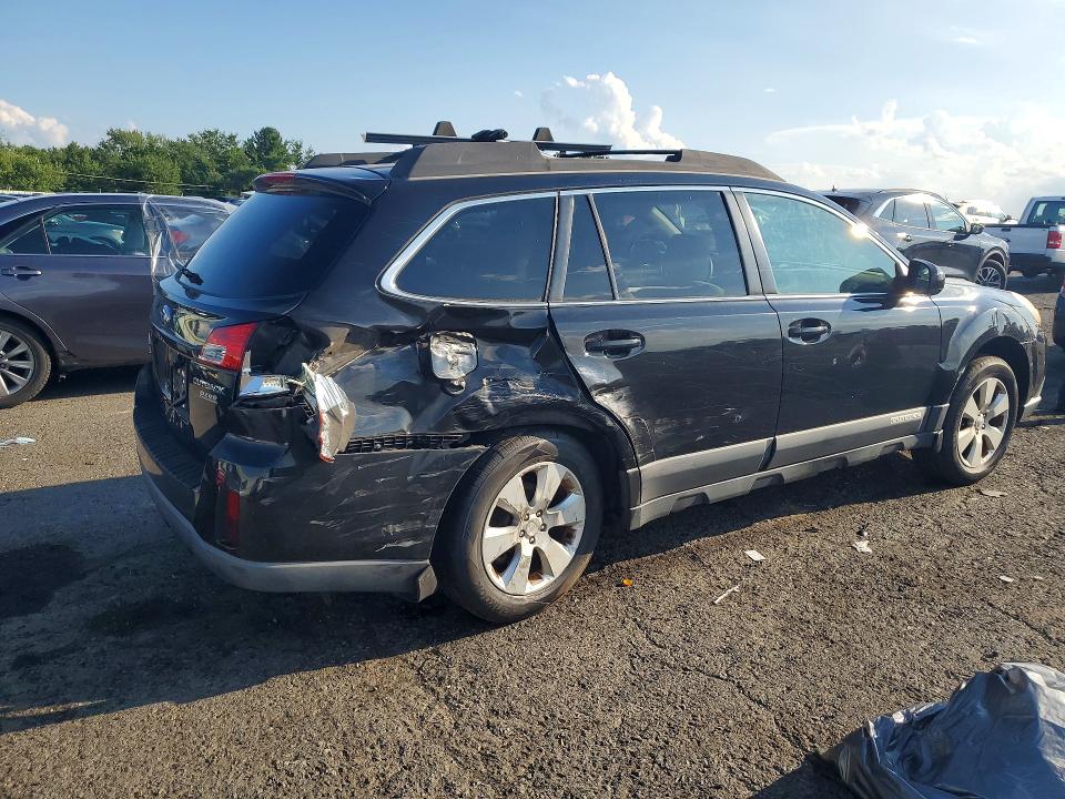 Photo 3 from auction – 2010 SUBARU OUTBACK with VIN 4S4BRBCC2A1320394