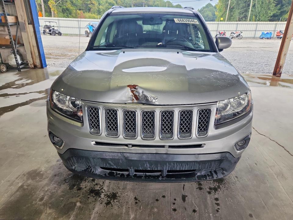 Photo 5 from auction – 2016 JEEP COMPASS with VIN 1C4NJCEA1GD806597