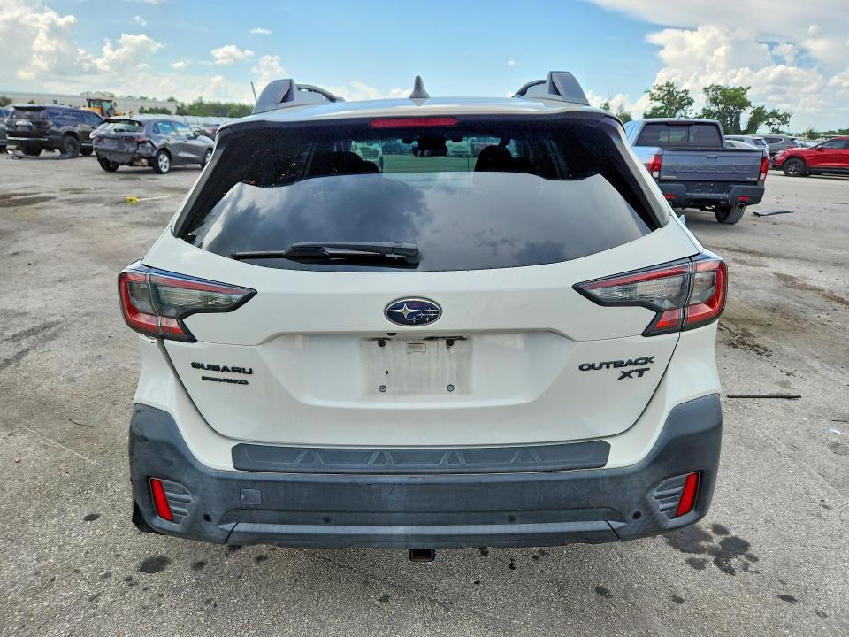 Photo 6 from auction – 2021 SUBARU OUTBACK with VIN 4S4BTGLD3M3129602