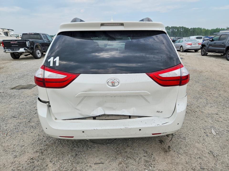 Photo 6 from auction – 2019 TOYOTA SIENNA with VIN 5TDYZ3DC3KS002503