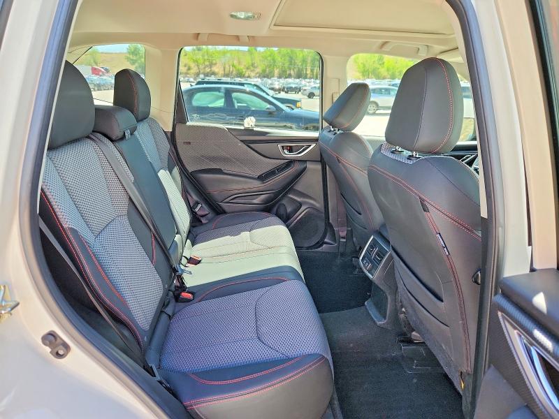 Photo 11 from auction – 2019 SUBARU FORESTER with VIN JF2SKAKC7KH475912