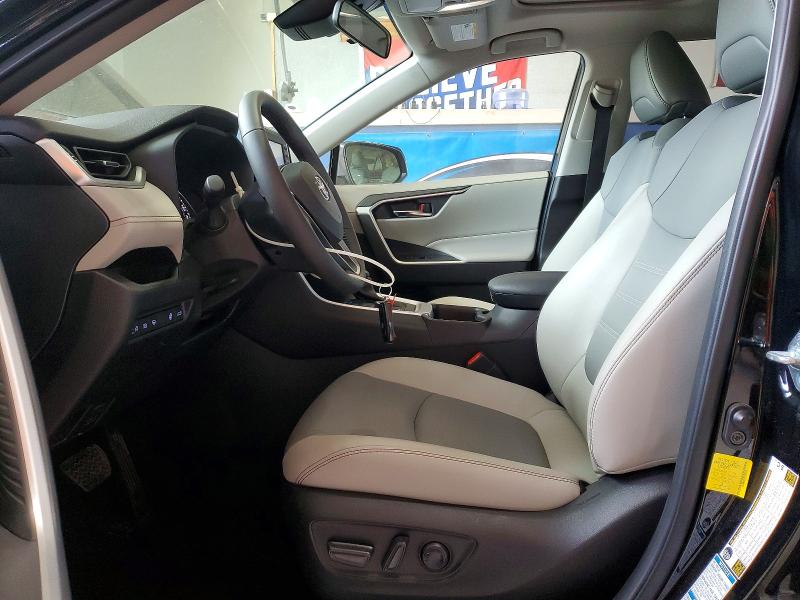 Photo 7 from auction – 2022 TOYOTA RAV4 with VIN JTMB6RFV6ND078099