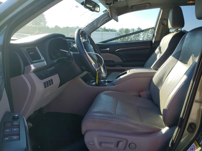 Photo 7 from auction – 2015 TOYOTA HIGHLANDER with VIN 5TDYKRFH2FS043405