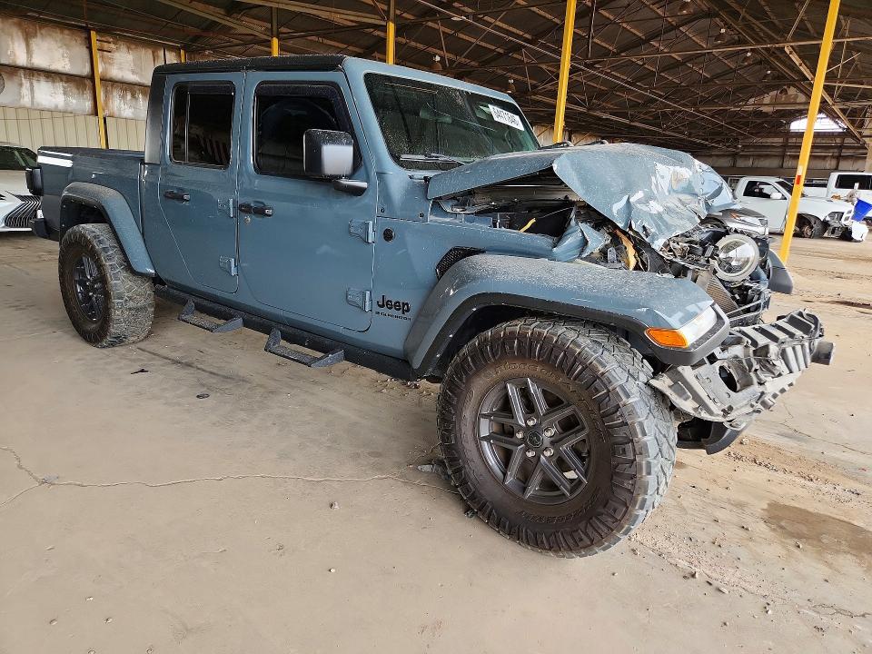 Zdjęcie 4 z aukcji – 2024 JEEP GLADIATOR z VIN 1C6HJTAG4RL115698