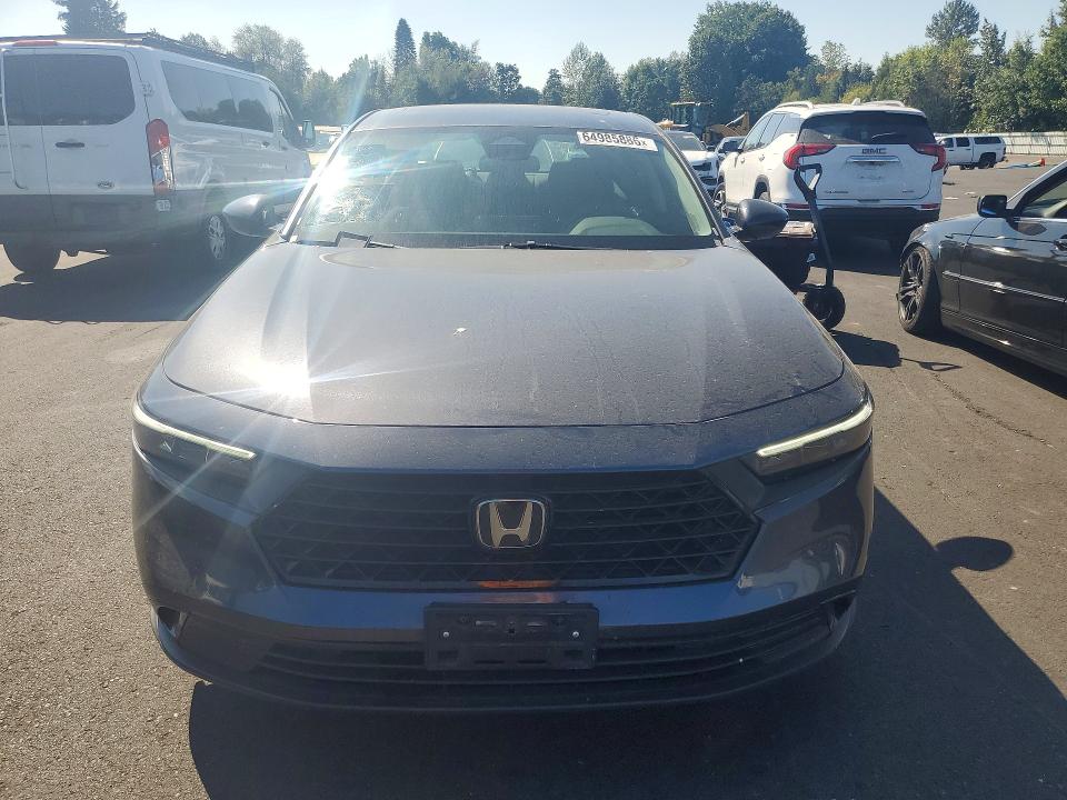 Снимка 5 от търг – 2023 HONDA ACCORD с VIN 1HGCY1F30PA015262