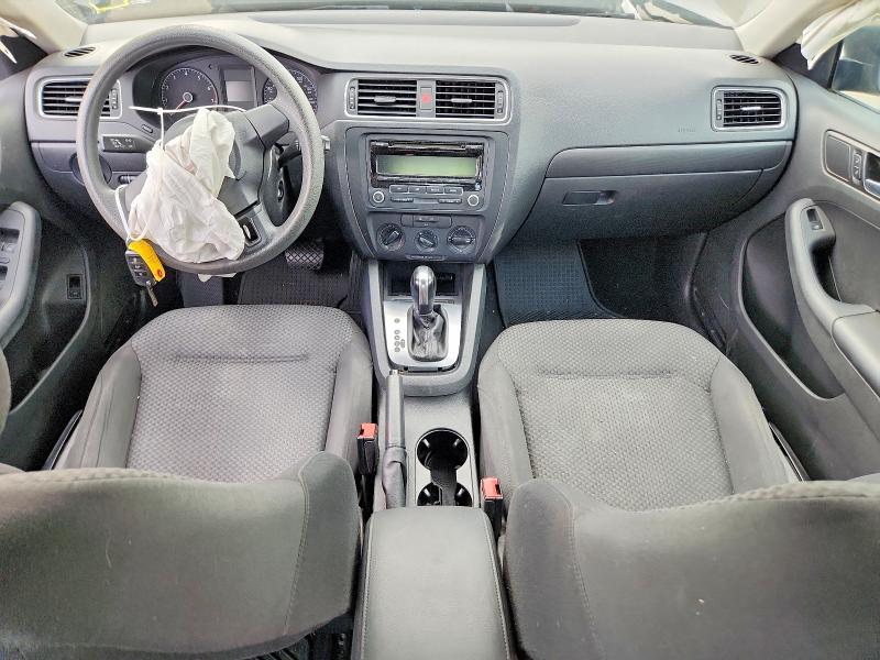Photo 8 from auction – 2014 VOLKSWAGEN JETTA with VIN 3VW2K7AJ6EM381941