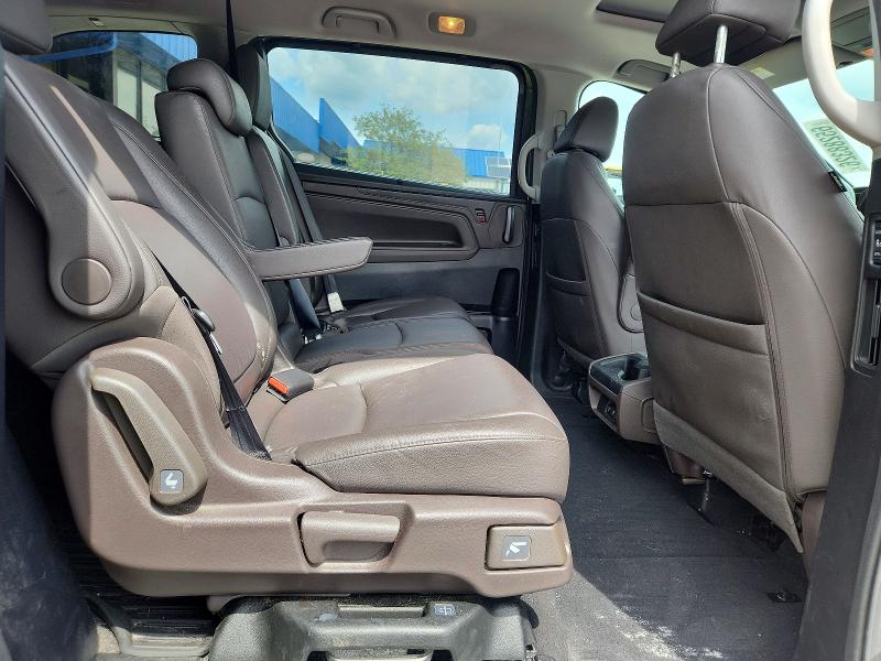 Photo 10 from auction – 2018 HONDA ODYSSEY with VIN 5FNRL6H71JB095268