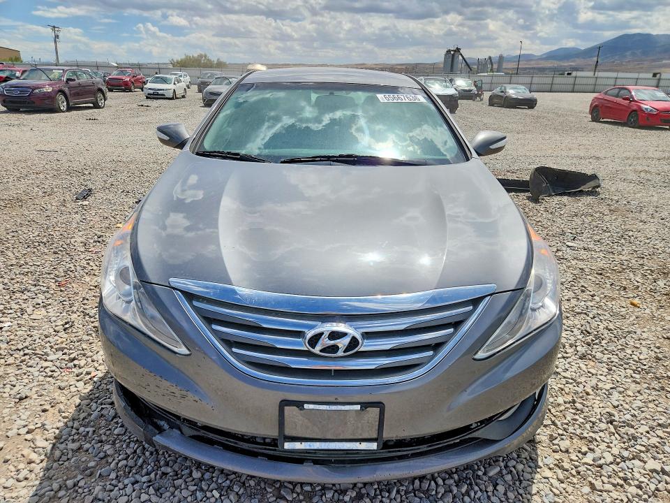 Photo 5 from auction – 2014 HYUNDAI SONATA with VIN 5NPEC4AB0EH930043