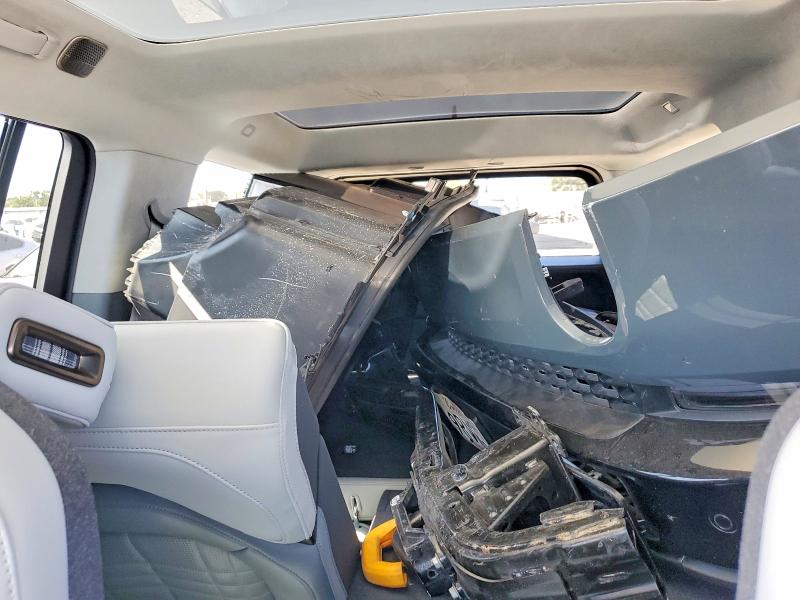 Photo 10 from auction – 2025 RIVIAN R1S with VIN 7PDSGCBPXSN062987