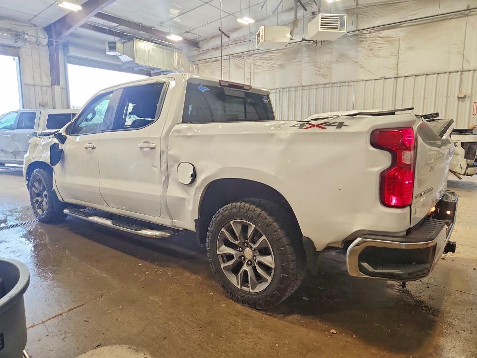 Photo 2 from auction – 2019 CHEVROLET SILVERADO with VIN 1GCUYDED4KZ377801
