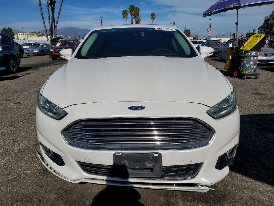 Photo 5 from auction – 2016 FORD FUSION with VIN 3FA6P0SU5GR157013