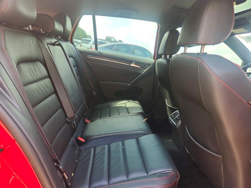 Photo 10 from auction – 2015 VOLKSWAGEN GTI with VIN 3VW5T7AU5FM008234