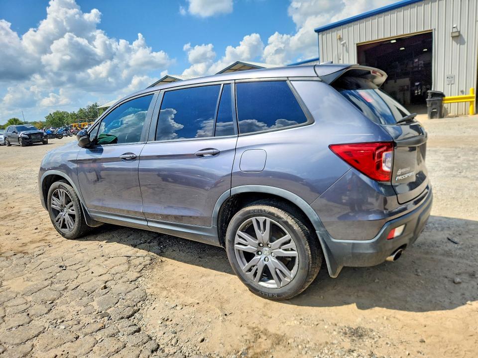 Photo 2 from auction – 2020 HONDA PASSPORT with VIN 5FNYF7H59LB004757