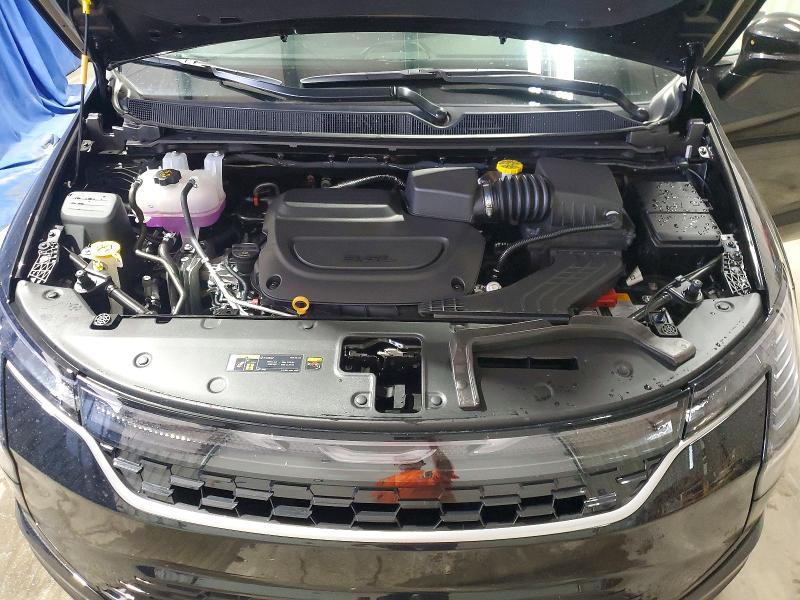 Photo 12 from auction – 2027 CHRYSLER PACIFICA with VIN 2C4RC1BG5VR577148