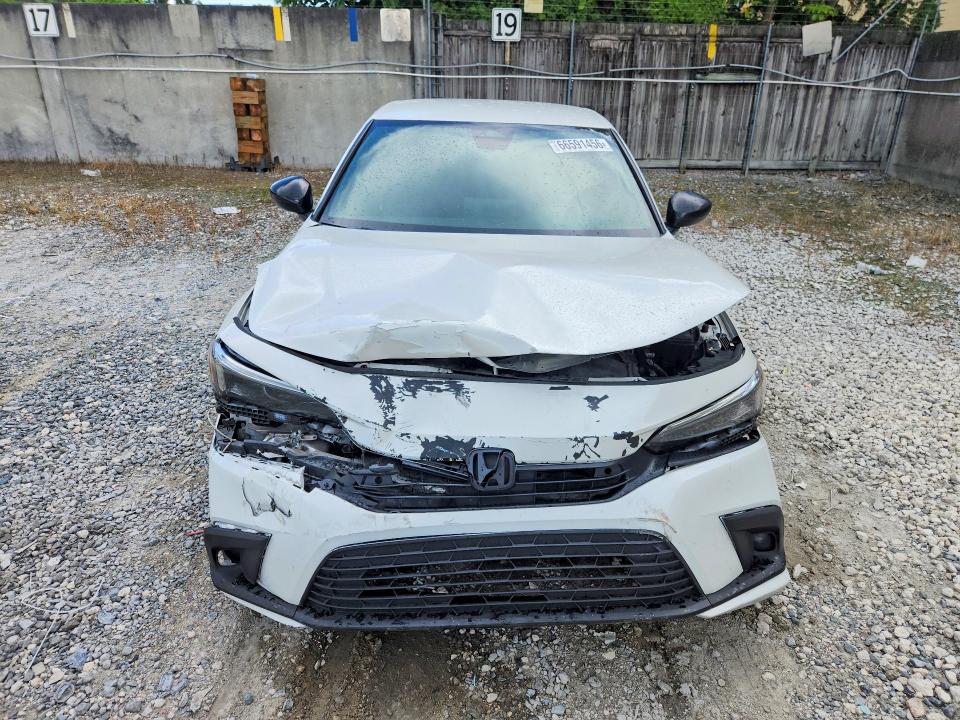 Photo 5 from auction – 2022 HONDA CIVIC with VIN 2HGFE2F51NH610942