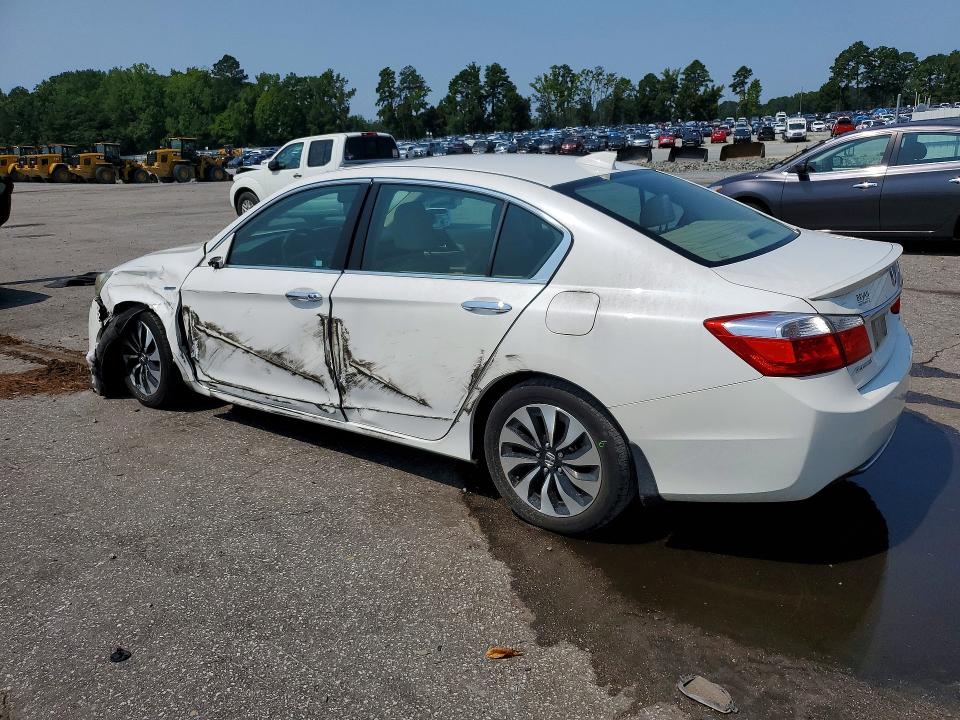 Photo 2 from auction – 2015 HONDA ACCORD with VIN 1HGCR6F59FA009521