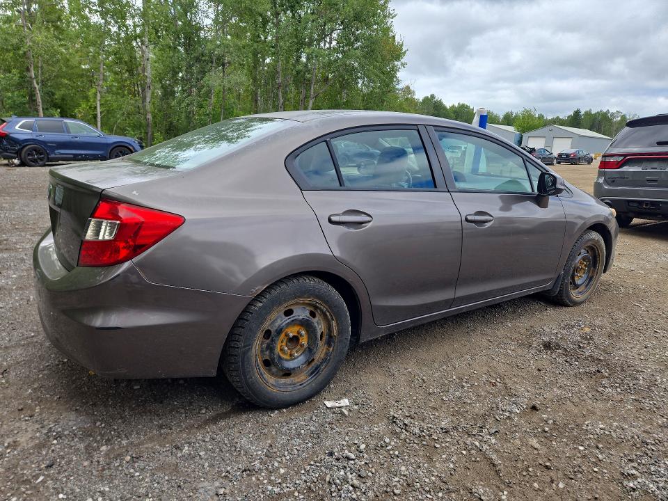 Снимка 3 от търг – 2012 HONDA CIVIC с VIN 2HGFB2F52CH036244