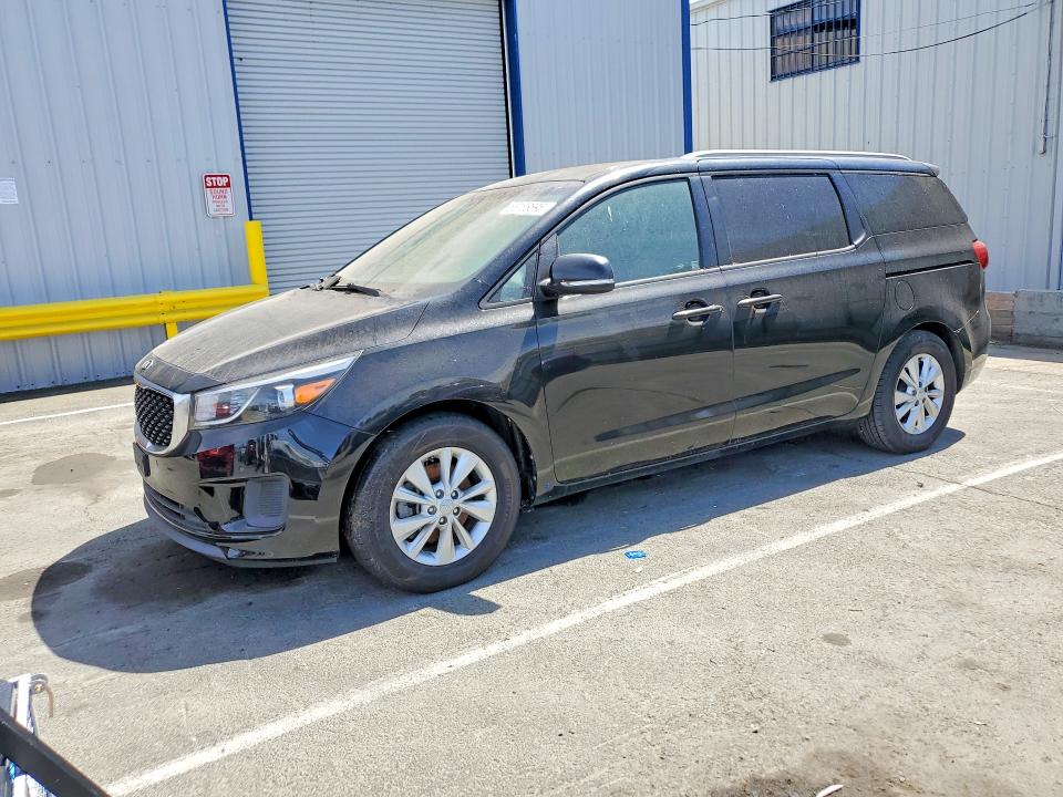 KIA SEDONA 2017 with VIN KNDMB5C17H6281140 - Photo from auction