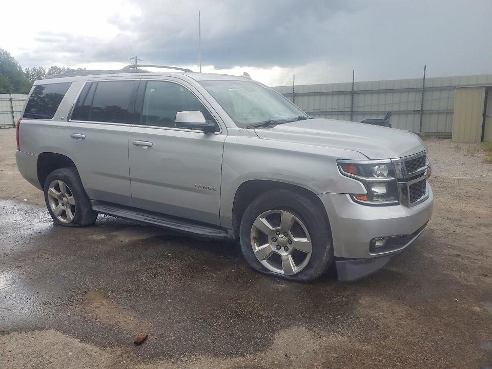 Photo 4 from auction – 2015 CHEVROLET TAHOE with VIN 1GNSKBKC7FR724284