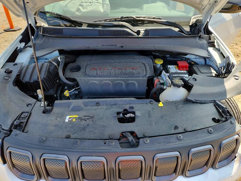 Фото 11 с аукциона – 2022 JEEP COMPASS с VIN 3C4NJDDB8NT235777