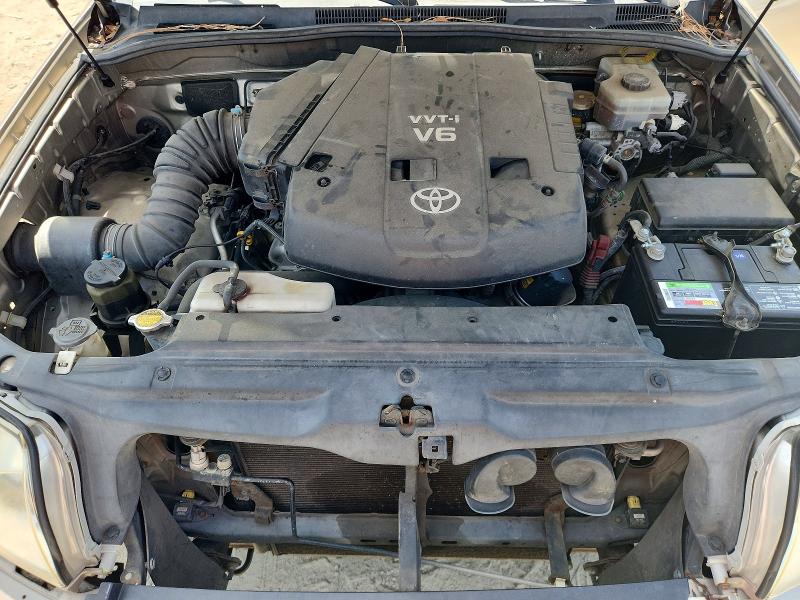 Foto 12 de la subasta – 2004 TOYOTA 4RUNNER con VIN JTEZU14R040033267