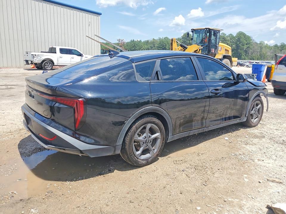 Photo 3 from auction – 2025 KIA K4 with VIN 3KPFT4DE1SE010965