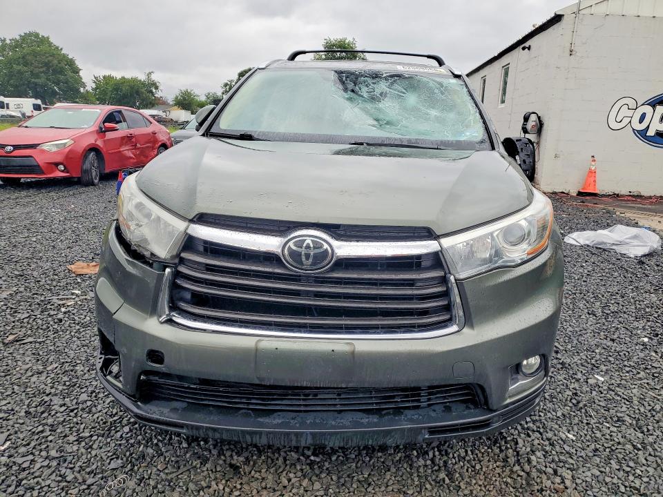 Photo 5 from auction – 2014 TOYOTA HIGHLANDER with VIN 5TDDKRFH0ES036935