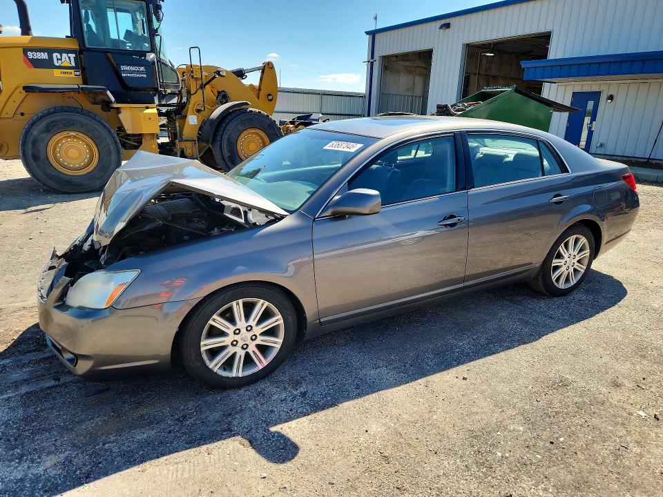 TOYOTA AVALON 2006 with VIN 4T1BK36B76U106214 - Photo from auction