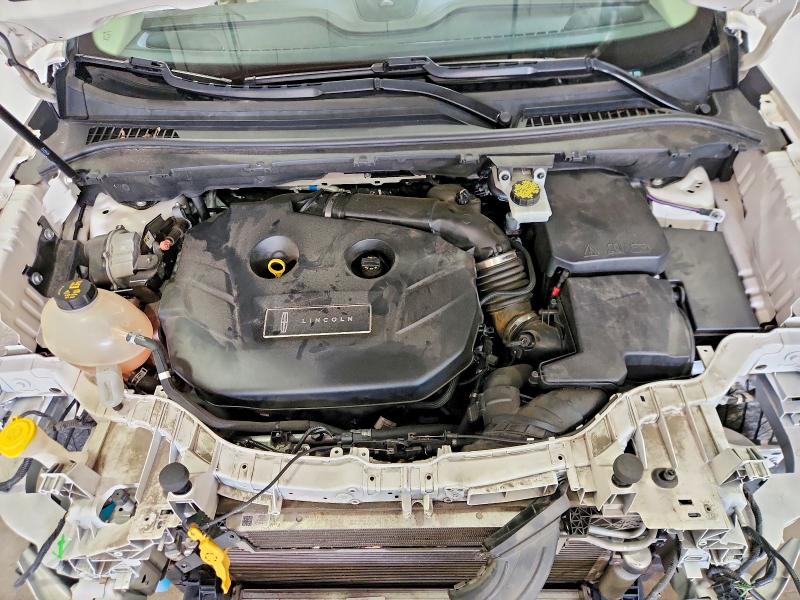 Photo 12 from auction – 2019 LINCOLN MKC with VIN 5LMCJ3D93KUL03668