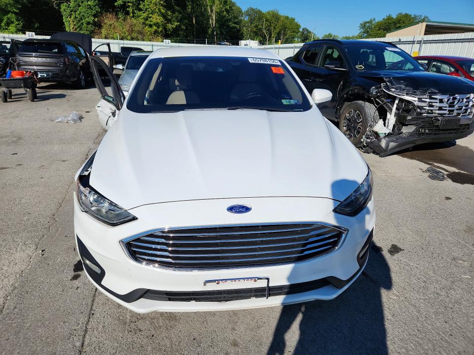 Снимка 5 от търг – 2020 FORD FUSION с VIN 3FA6P0HDXLR102221