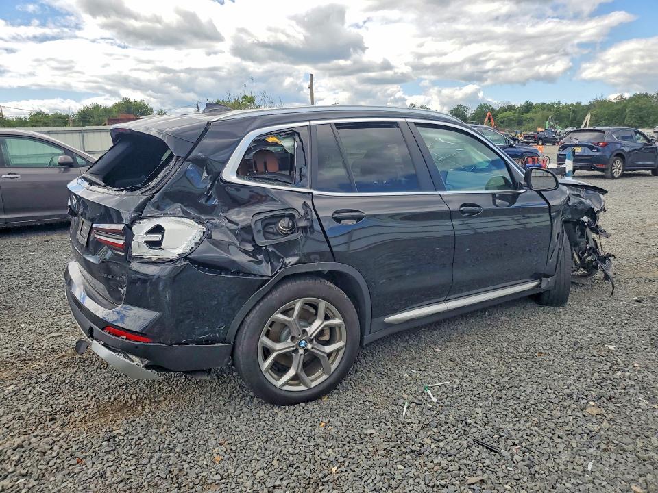 Photo 3 from auction – 2023 BMW X3 with VIN 5UX53DP0XP9R15100