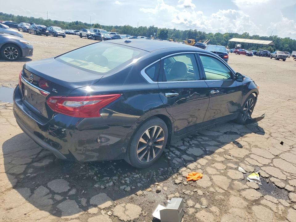 Photo 3 from auction – 2018 NISSAN ALTIMA with VIN 1N4AL3AP9JC117669