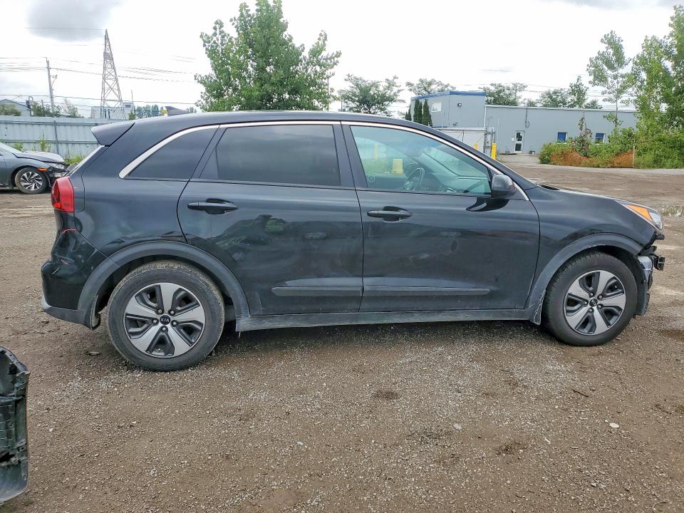 Photo 3 from auction – 2017 KIA NIRO with VIN KNDCB3LC8H5050383